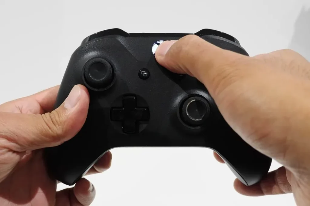 turning on xbox one controller